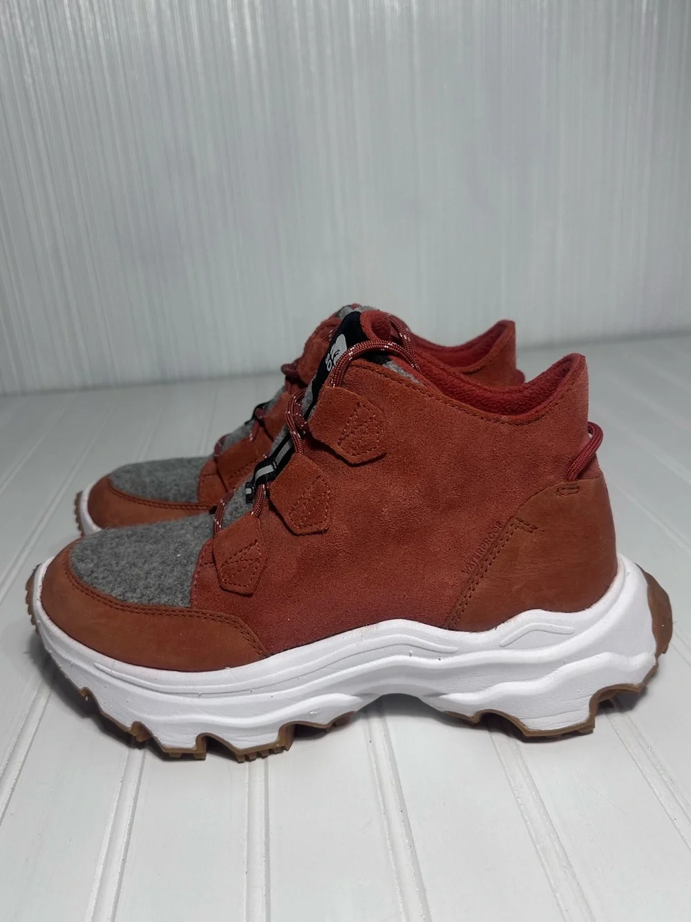 Sorel Kinetic Breakthru Caribou waterproof winter snow boots women’s 7